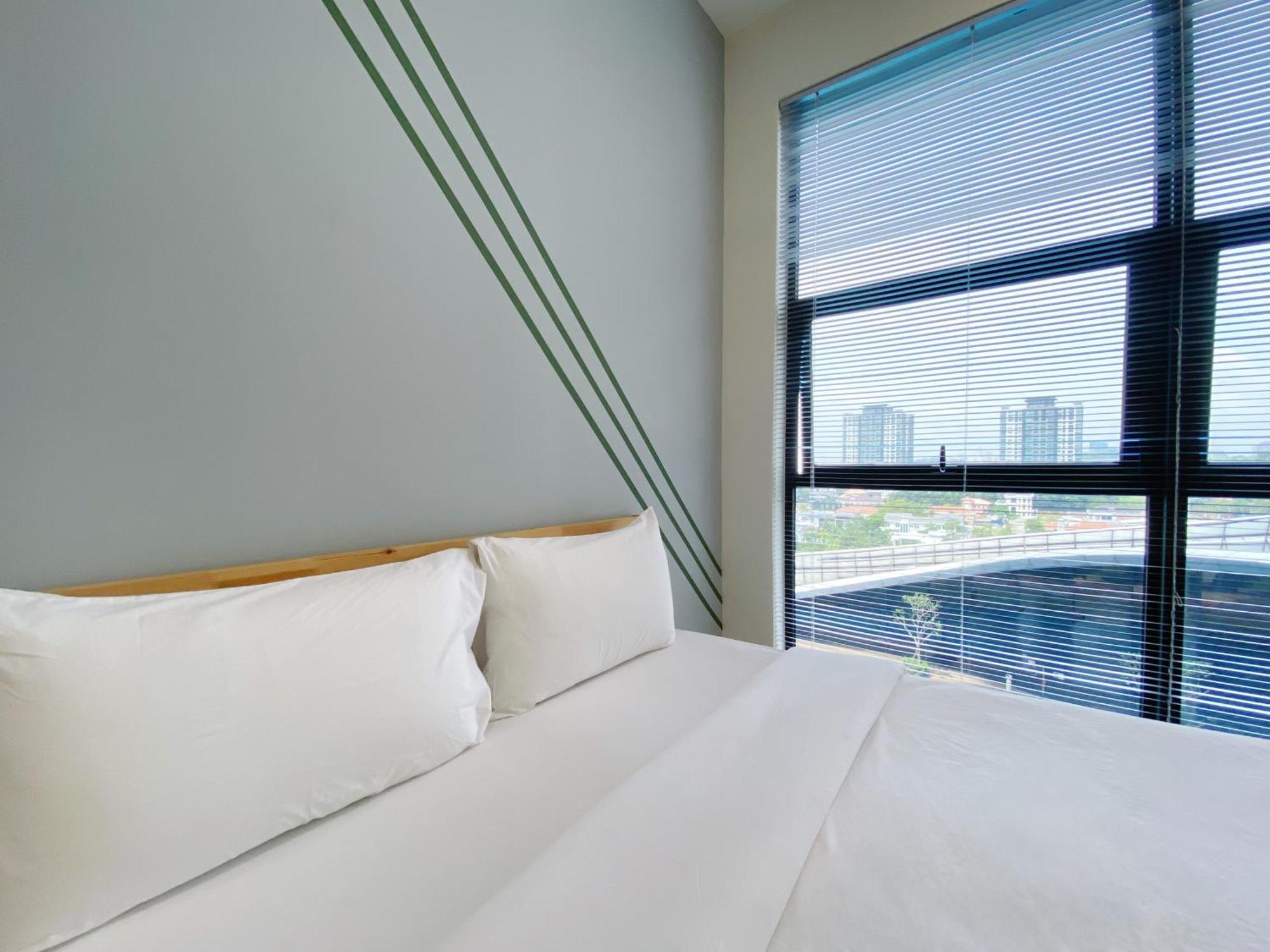 At The Colony Infinitum By The Relaxstay